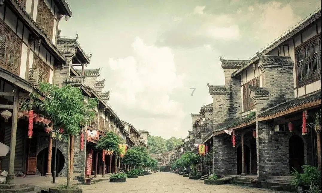 一个家庭越来越聚财的方法：穷柴火，富水缸